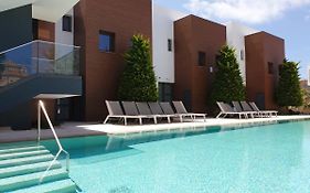 Victoria Suites